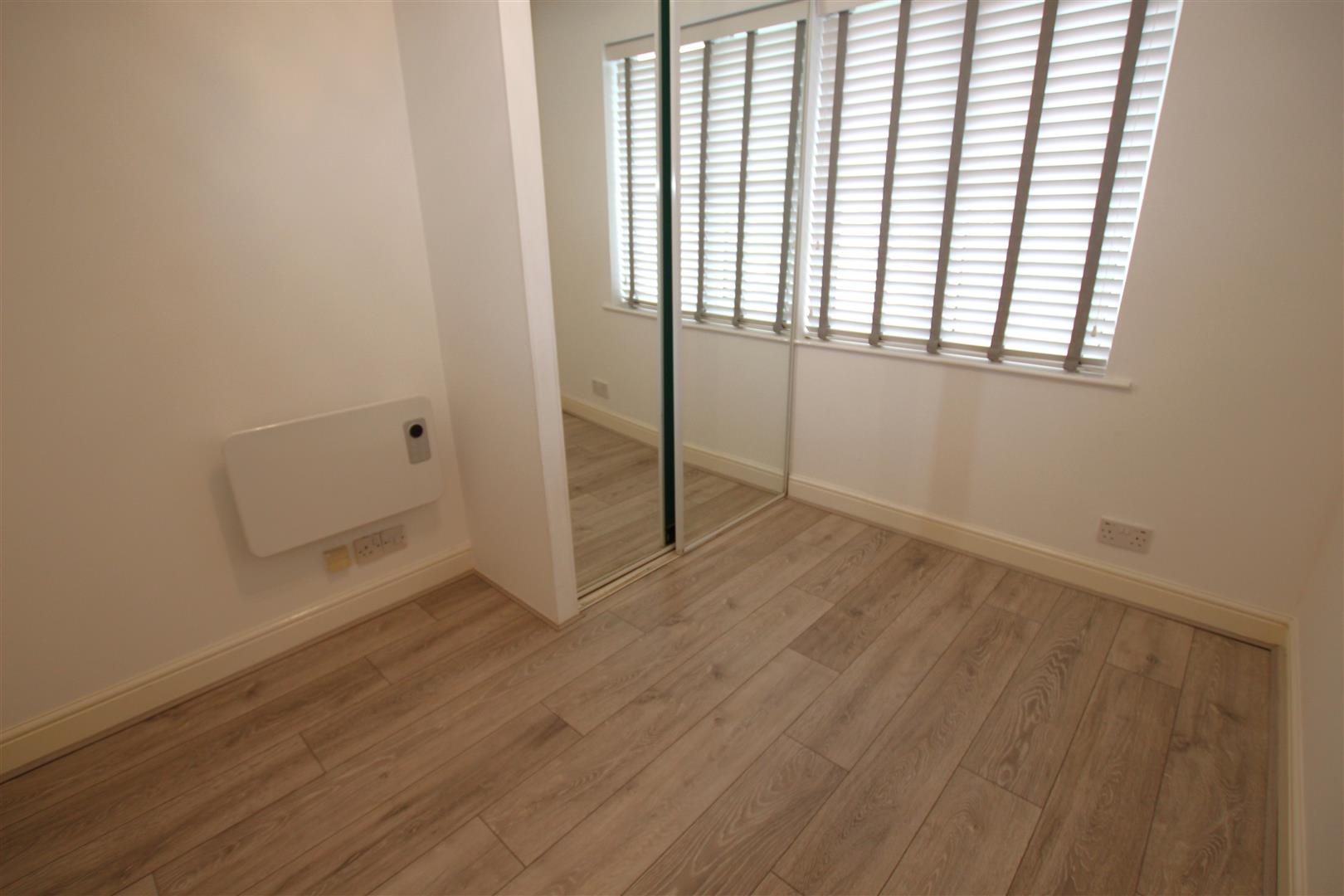 Porlock Place, Calcot, Reading